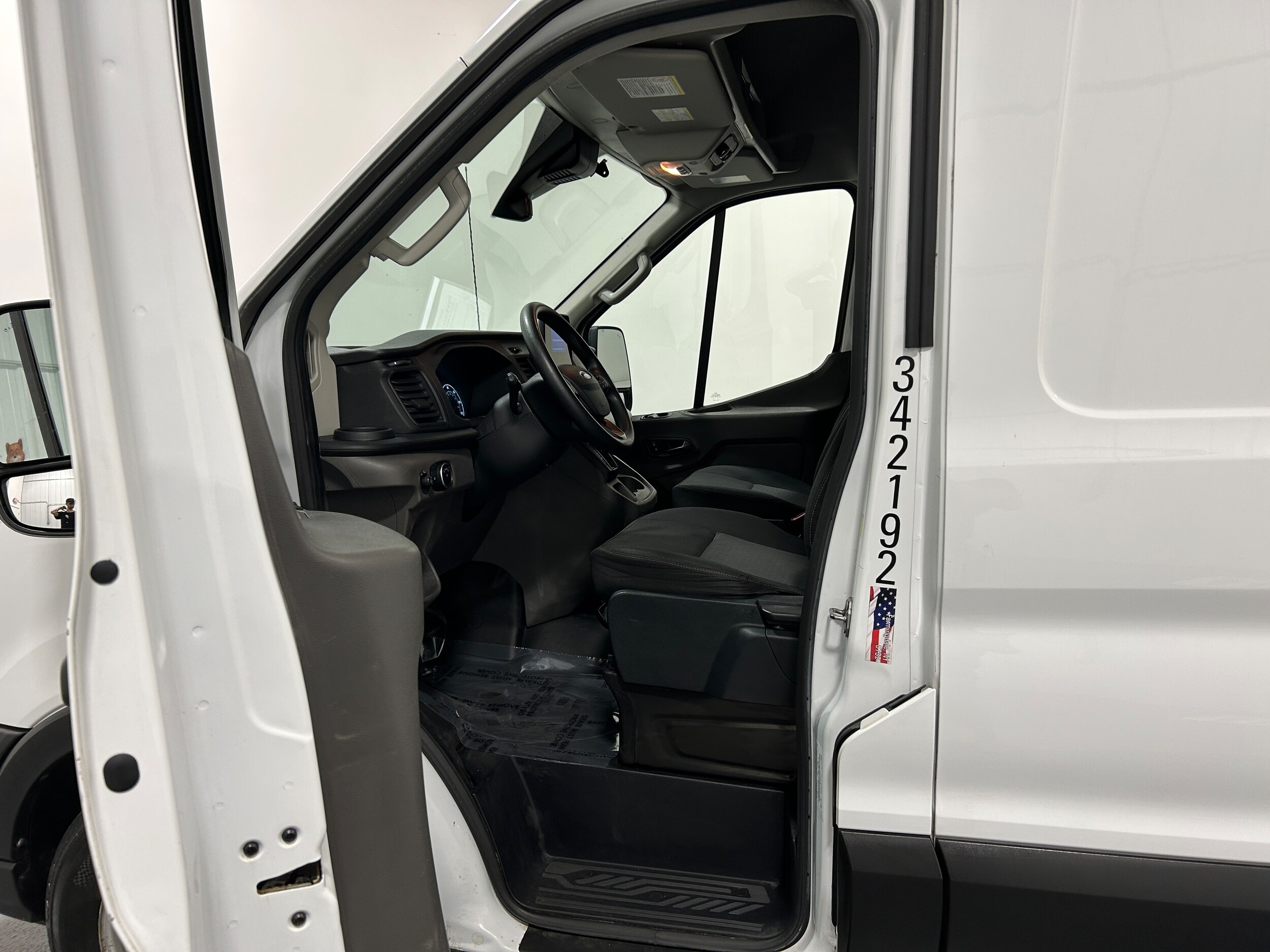 2020 Ford Transit photo 2