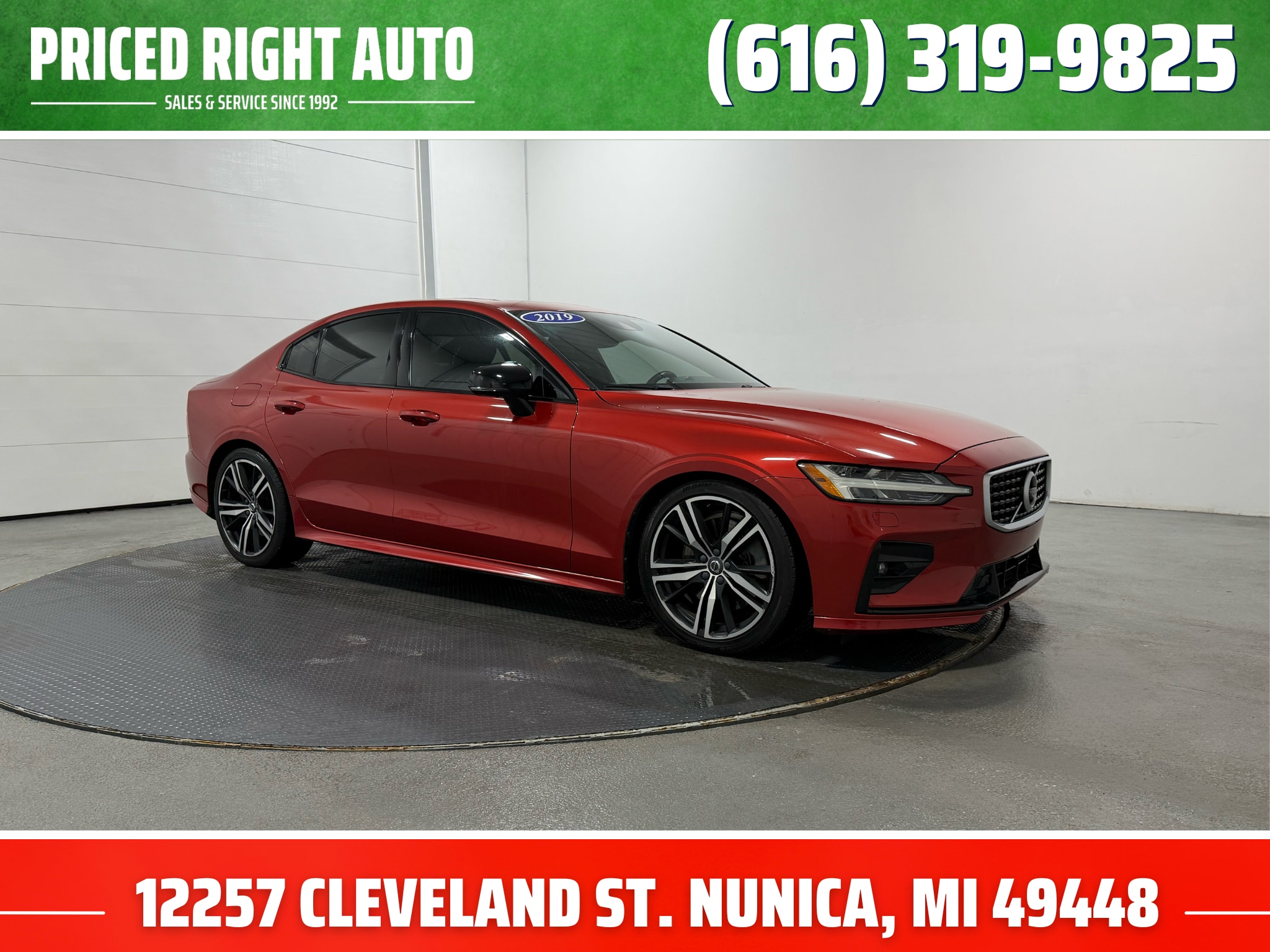 2019 Volvo S60 R-Design's photo