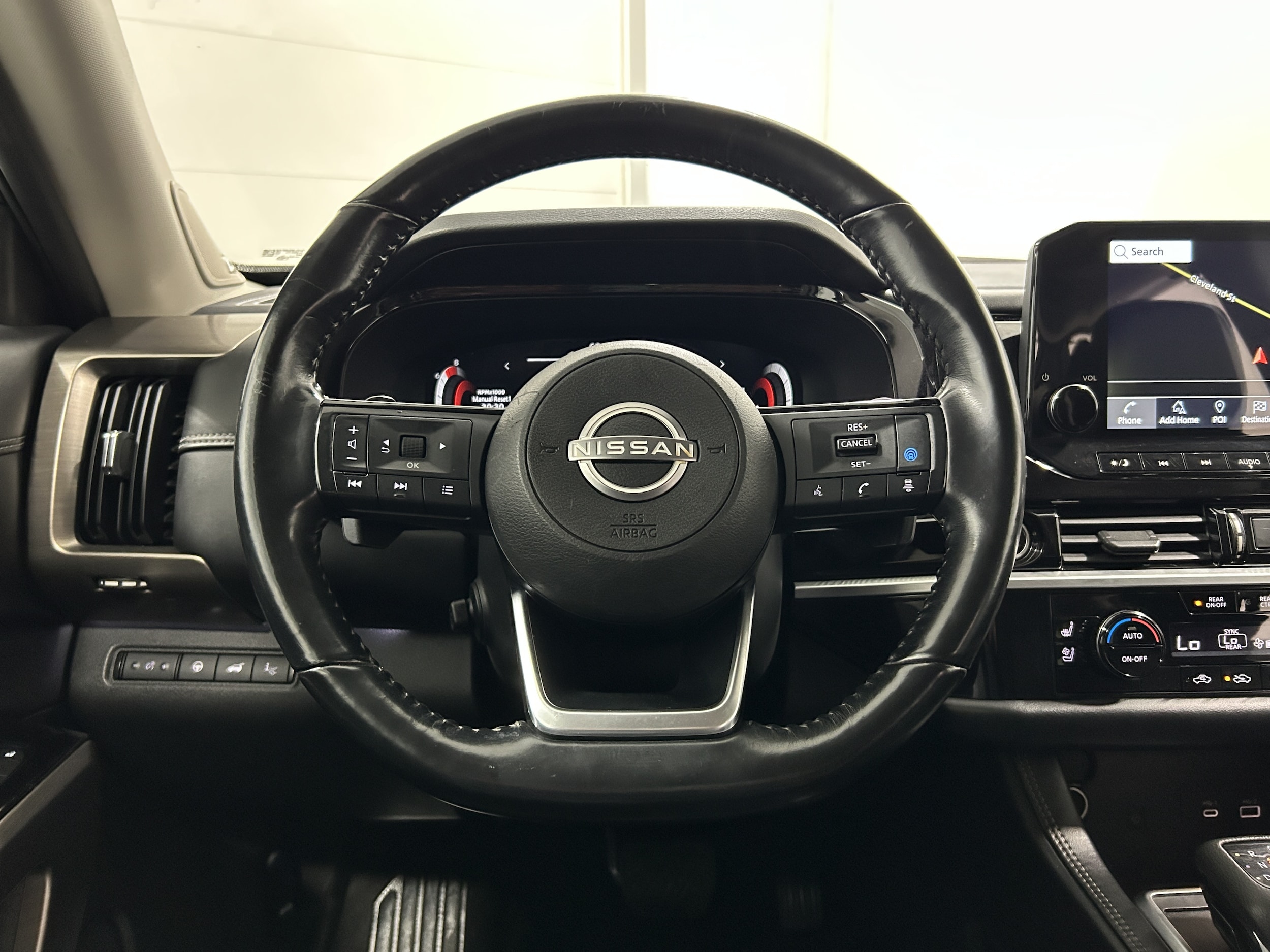 2022 Nissan Pathfinder Platinum - Photo 13