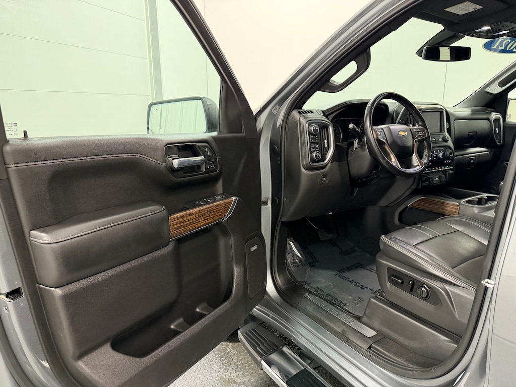 Used 2021 Chevrolet Silverado 1500 High Country Truck Crew Cab
