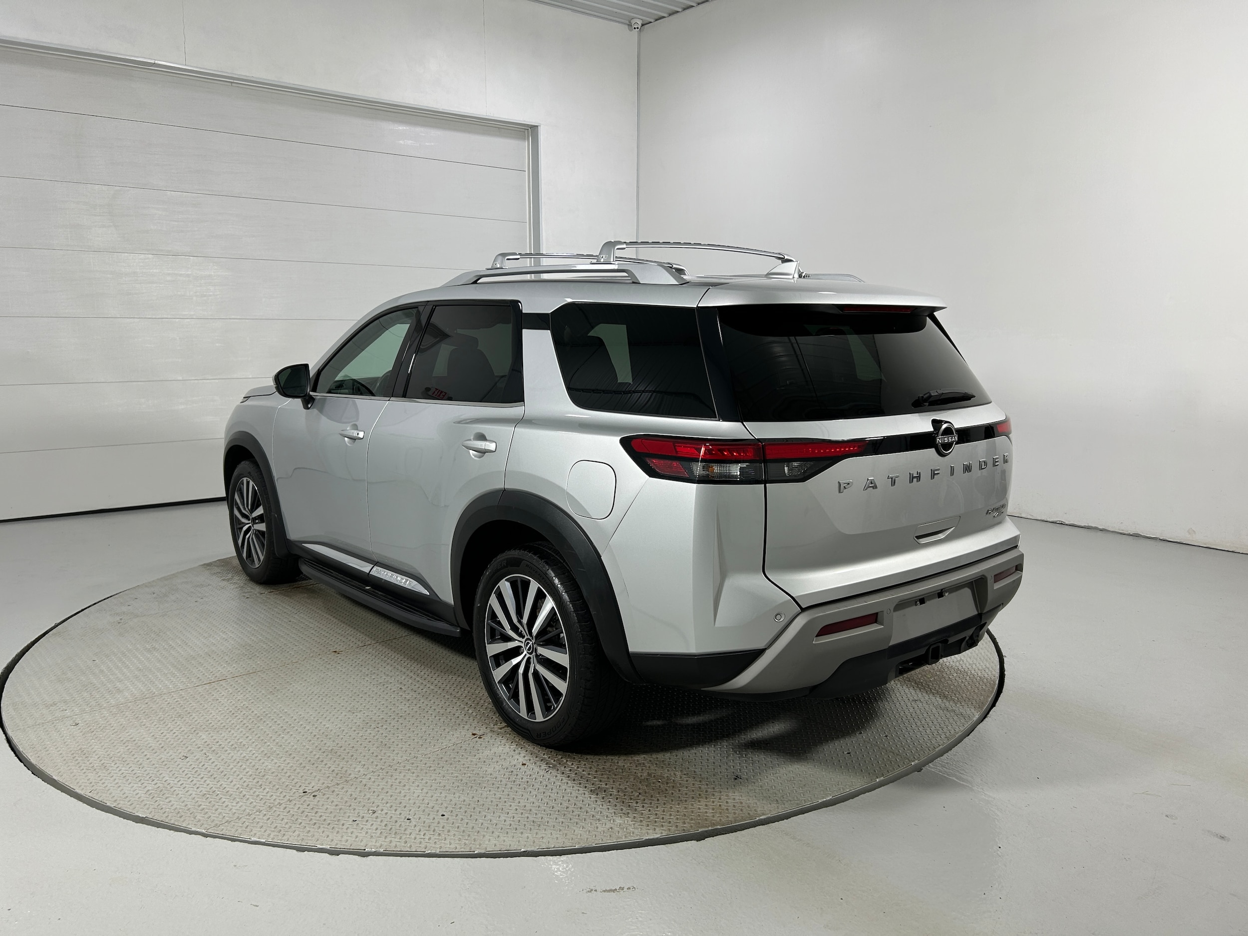 2022 Nissan Pathfinder Platinum - Photo 22