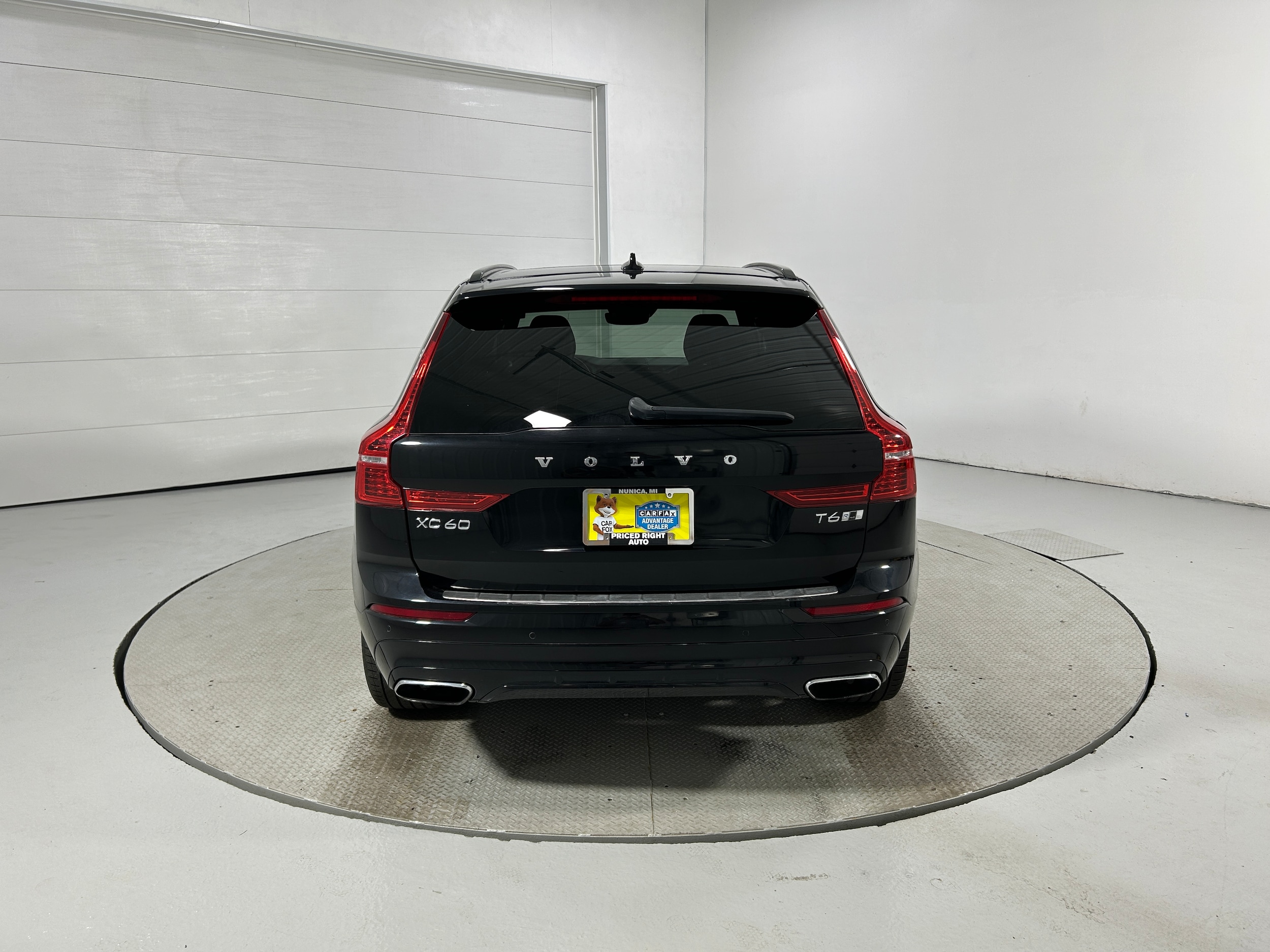 2020 Volvo XC60 R-Design - Photo 32