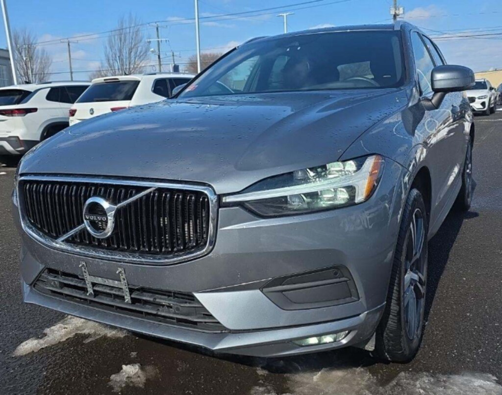 Used 2021 Volvo XC60 T5 Momentum SUV