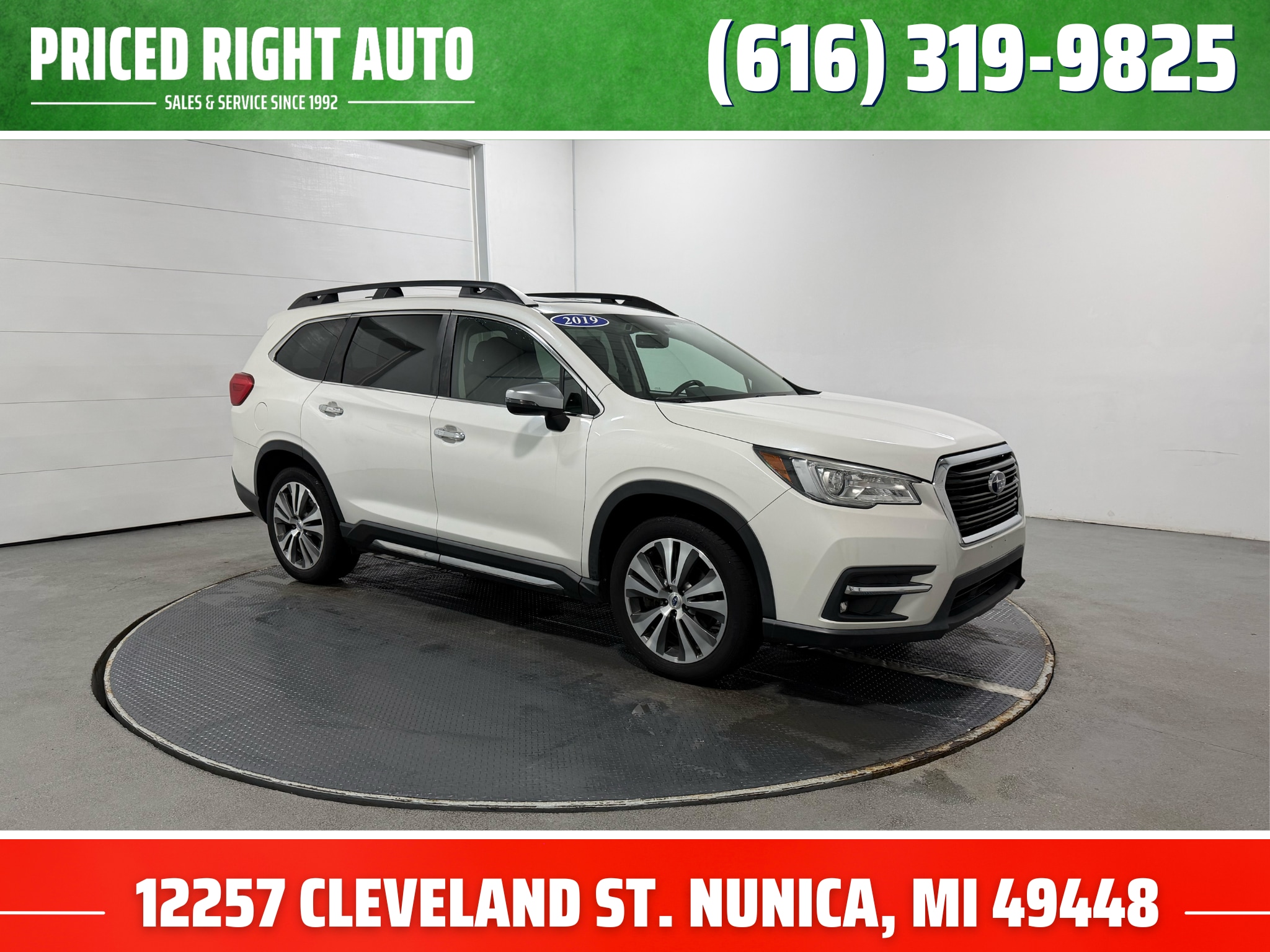 2019 Subaru Ascent Touring's photo