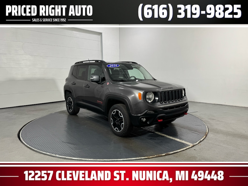 Used 2016 Jeep Renegade Trailhawk SUV