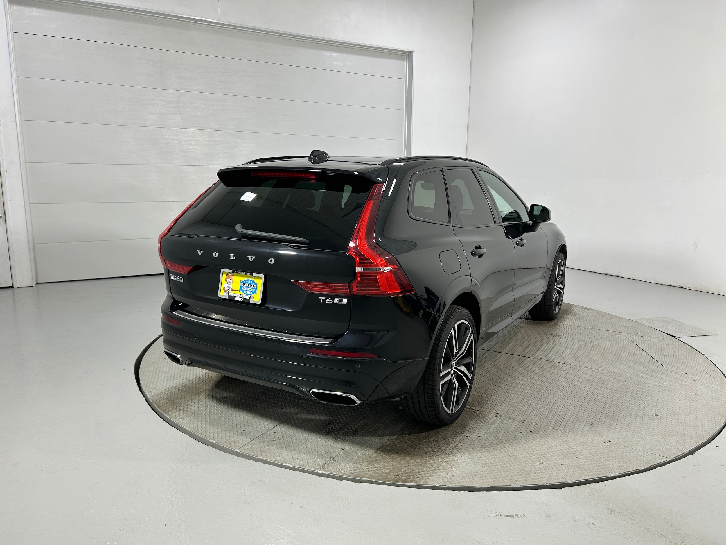 2020 Volvo XC60 R-Design - Photo 36
