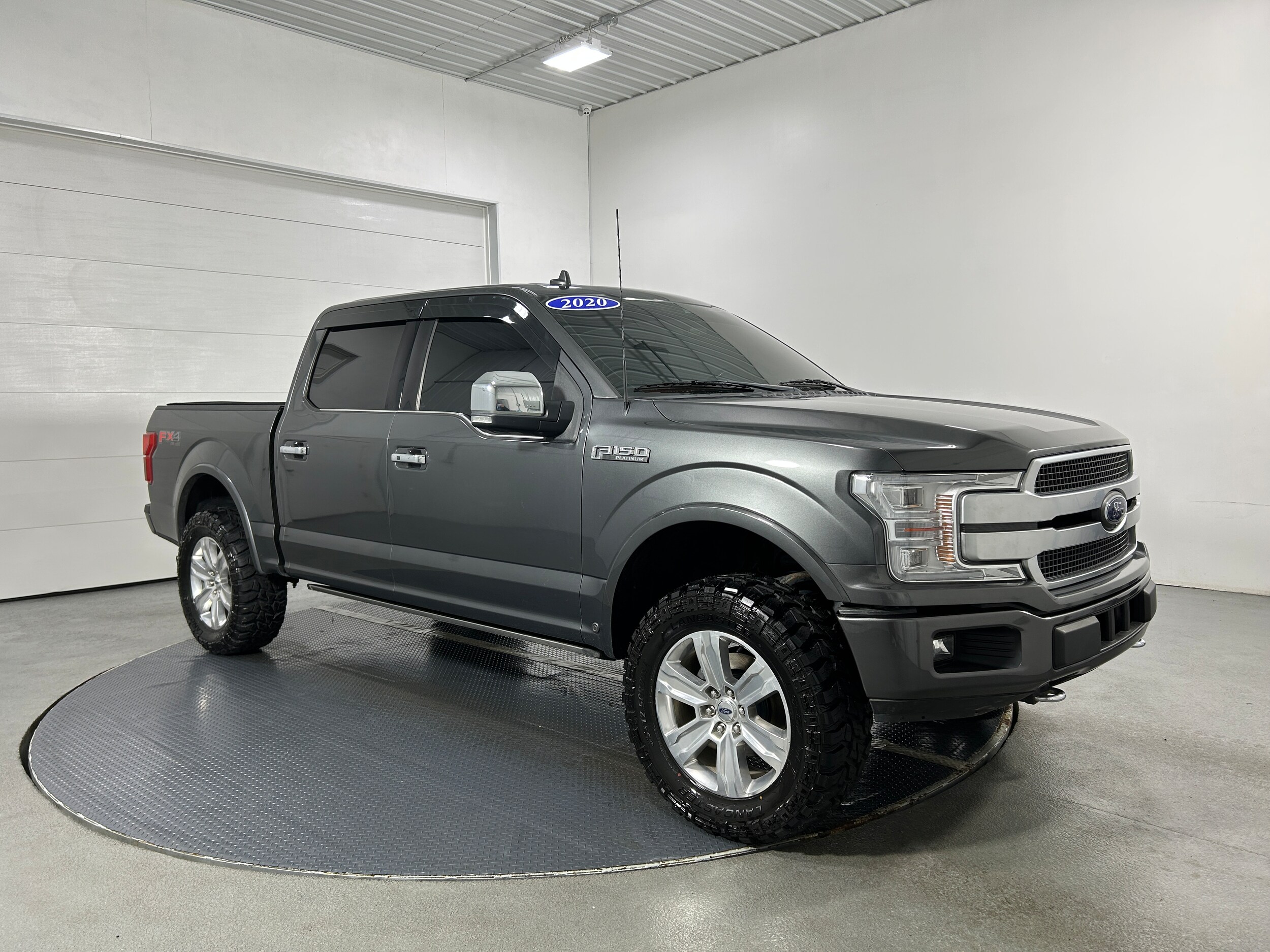 2020 Ford F-150 Platinum photo 2