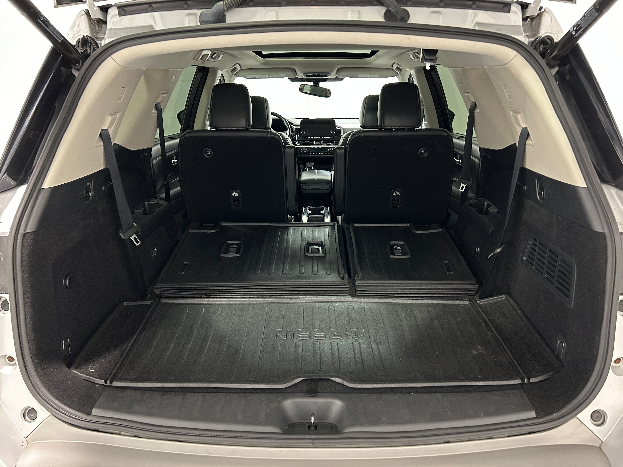 2022 Nissan Pathfinder Platinum - Photo 36