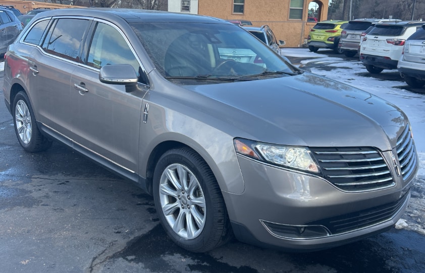 2018 Lincoln MKT Reserve AWD