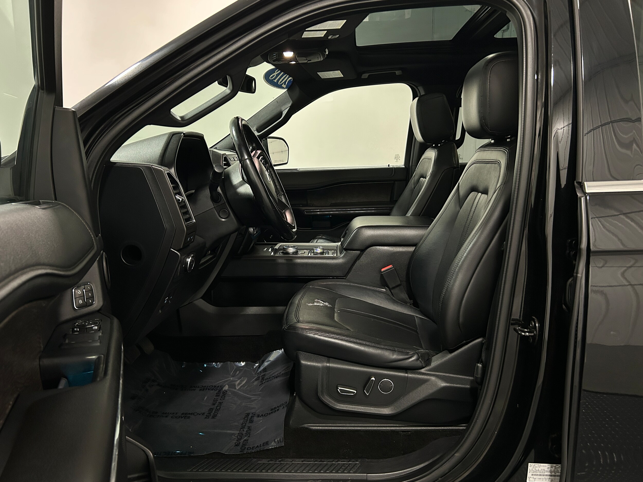 2018 Ford Expedition MAX Limited photo 3