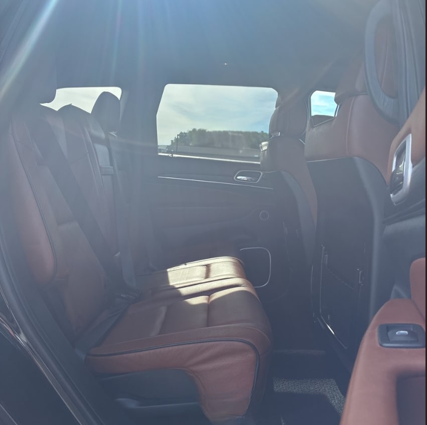 2020 Jeep Grand Cherokee Summit photo 2