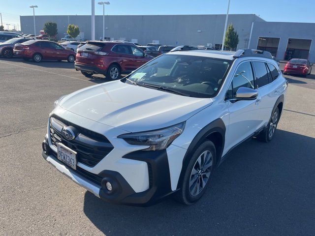 2023 Subaru Outback Touring photo 4