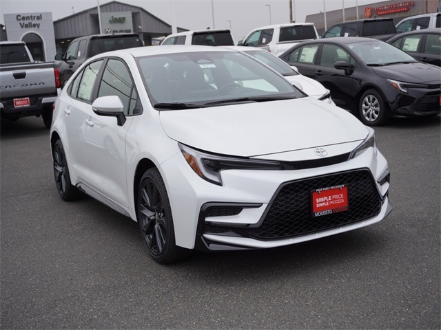 2026 Toyota Corolla SE's photo