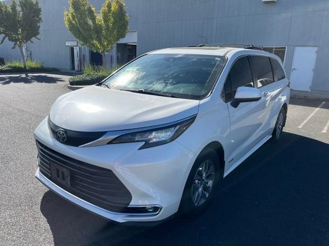 2021 Toyota Sienna