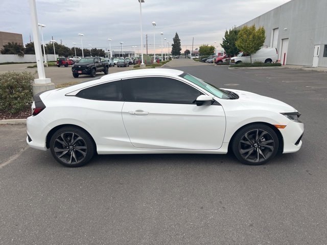 2019 Honda Civic Sport photo 4