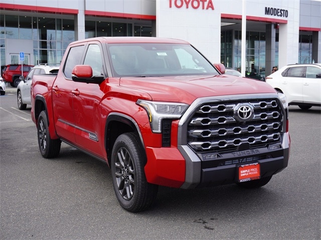 2026 Toyota Tundra Platinum's photo