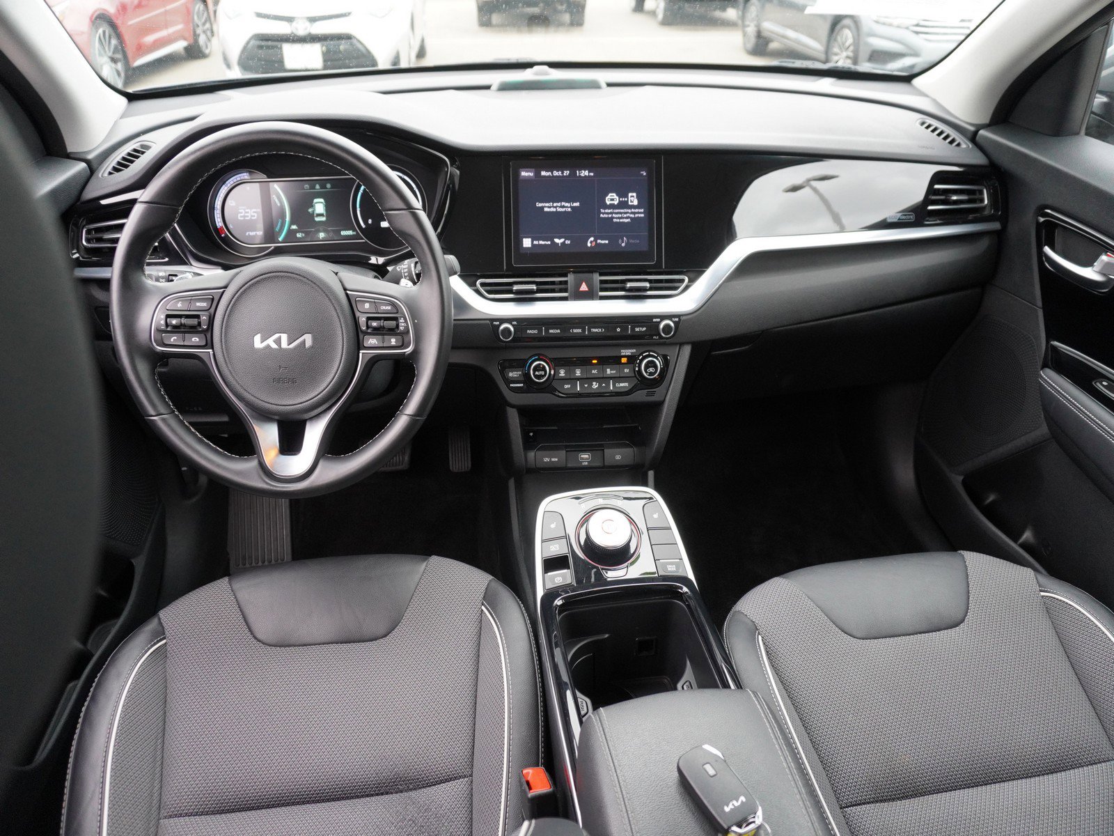 Used 2022 Kia Niro S with VIN KNDCC3LG9N5159379 for sale in Modesto, CA