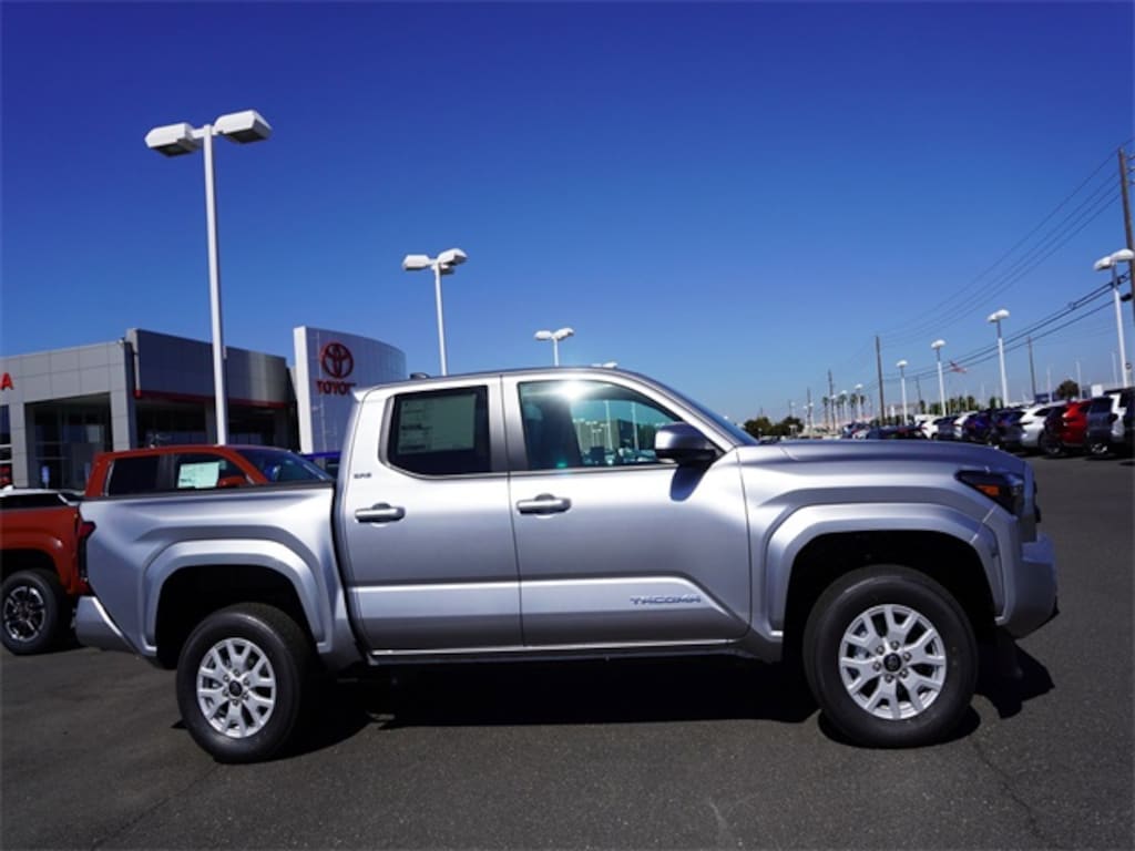 New 2025 Toyota Tacoma SR5 4X4 DOUBLE CAB