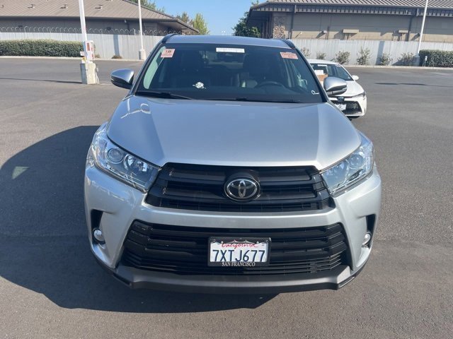 2017 Toyota Highlander SE XLE photo 3