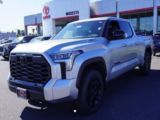 2025 Toyota Tundra Limited - Photo 10
