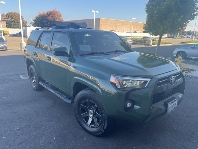 2021 Toyota 4Runner Trail Special Edition photo 3