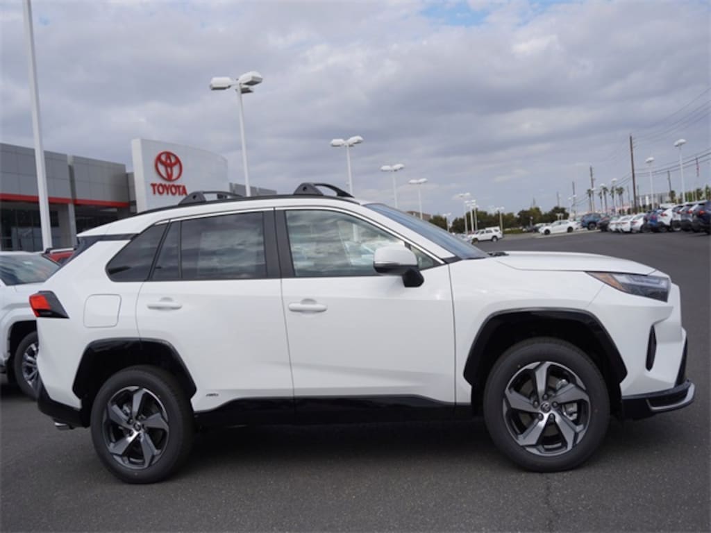 New 2025 Toyota RAV4 Plug-in Hybrid SE PLUG-IN HYBRID