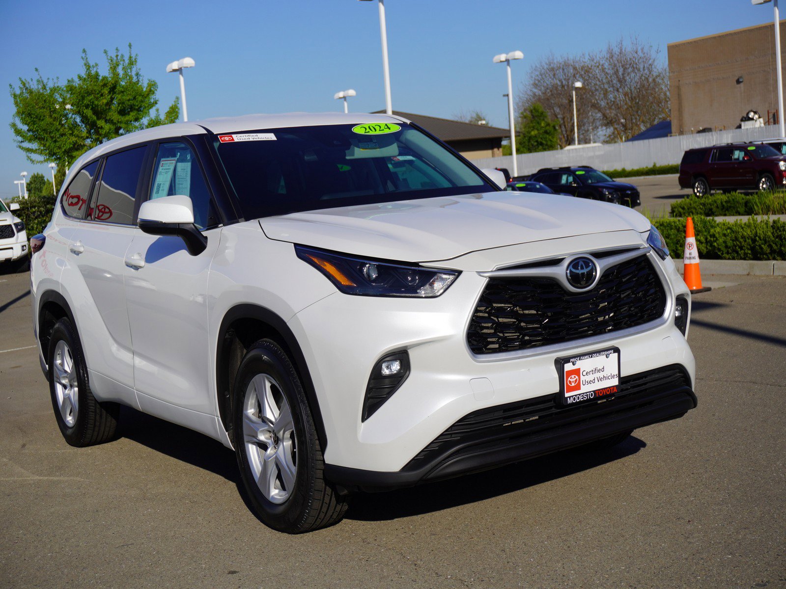 2024 Toyota Highlander SUV 