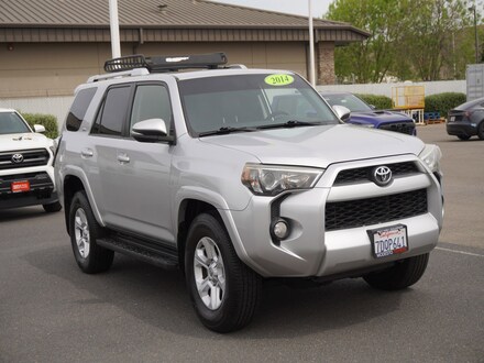 2014 Toyota 4Runner 4WD SR5 SUV