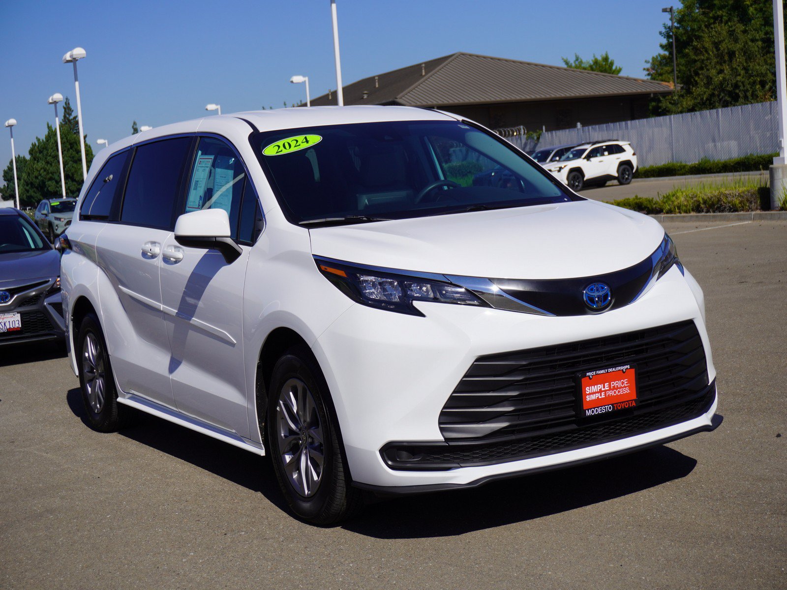 2024 Toyota Sienna Van Passenger Van 