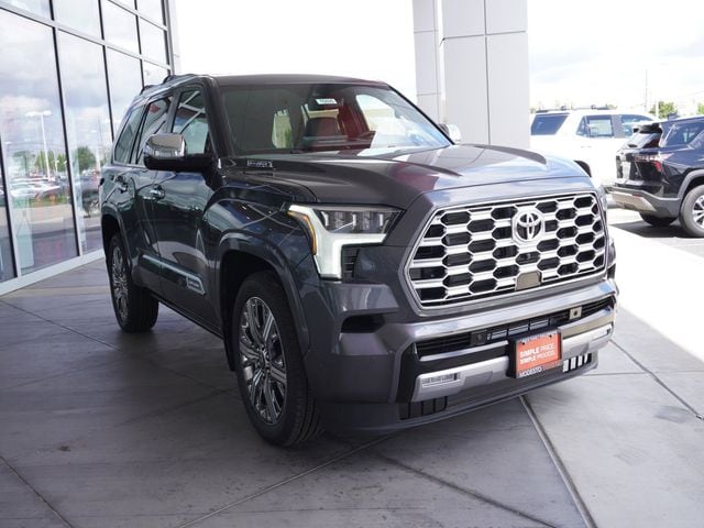 2026 Toyota Sequoia Capstone 4WD i-FORCE MAX Hybrid's photo