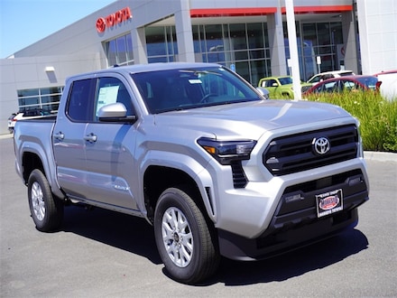 2025 Toyota Tacoma SR5 4X4 DOUBLE CAB