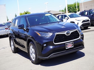 New 2022 Toyota Highlander LE SUV for sale in Modesto, CA
