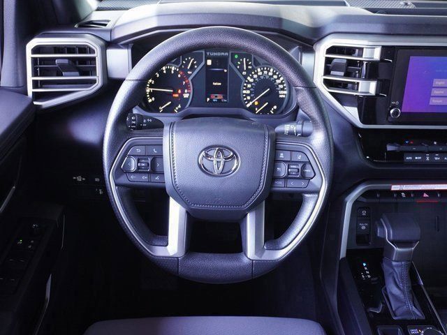 2025 Toyota Tundra SR5 - Photo 15