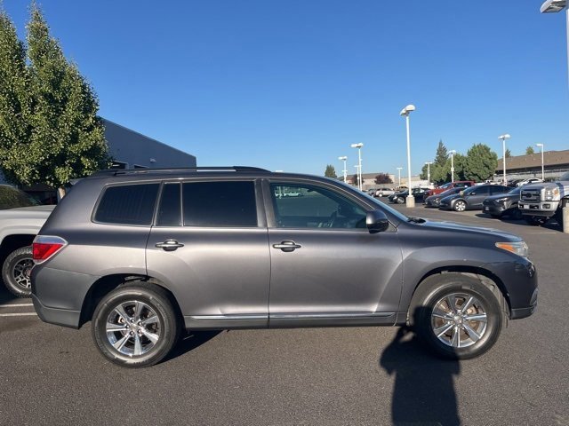 2011 Toyota Highlander Base photo 4