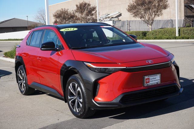 2024 Toyota bZ4X SUV 