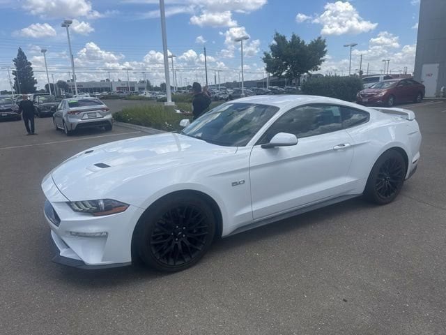 2018 Ford Mustang GT Coupe's photo