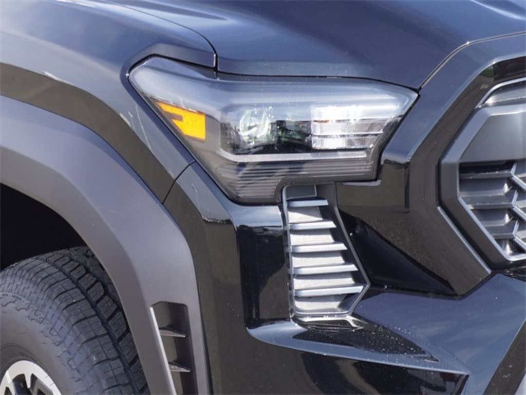 New 2025 Toyota Tacoma i-FORCE MAX TRD Off-Road 4X4 DOUBLE CAB HV