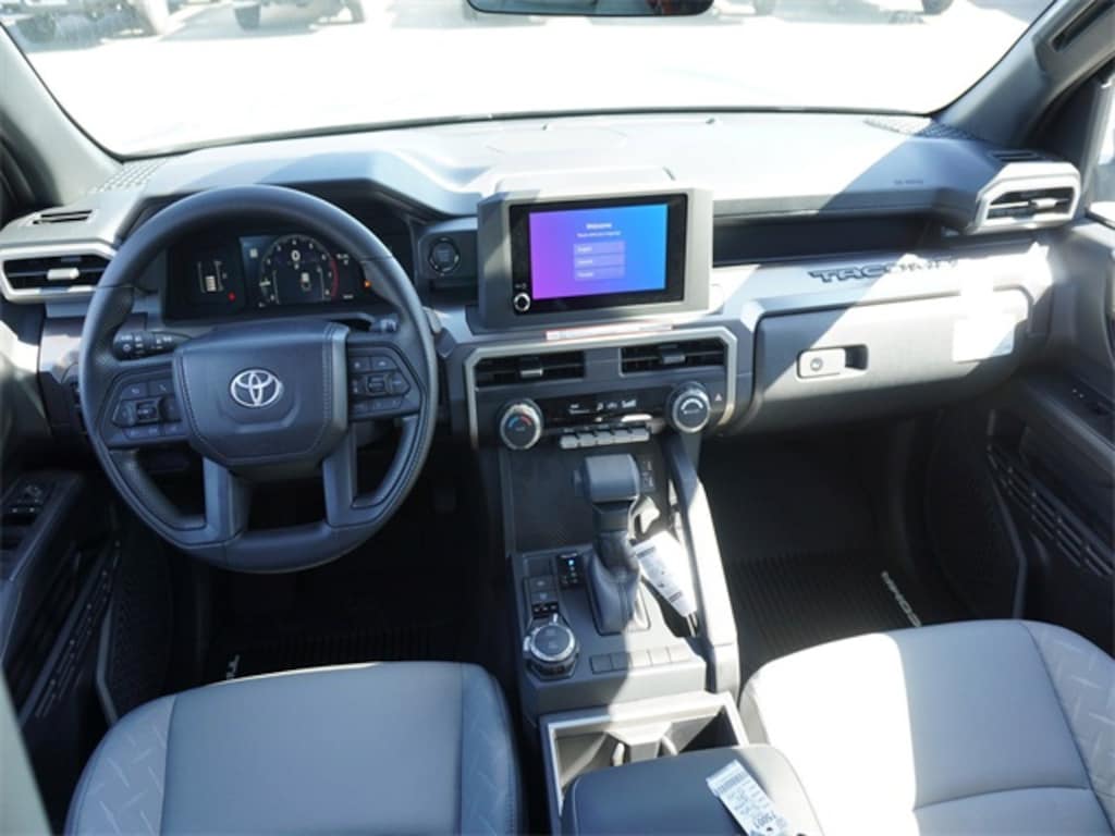 New 2025 Toyota Tacoma SR5 4X4 DOUBLE CAB