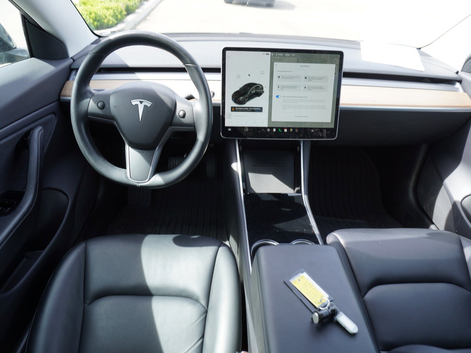 Used 2019 Tesla Model 3 Mid Range with VIN 5YJ3E1EA5KF306203 for sale in Modesto, CA