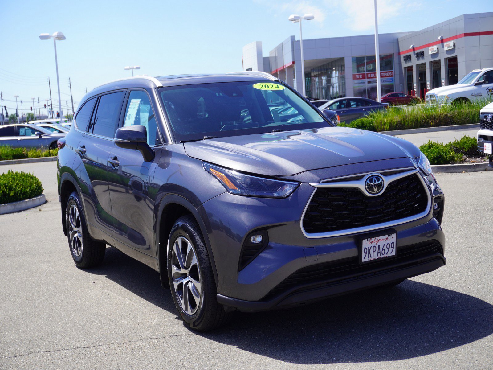 2024 Toyota Highlander SUV 