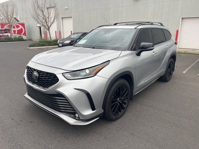 2023 Toyota Highlander SUV 