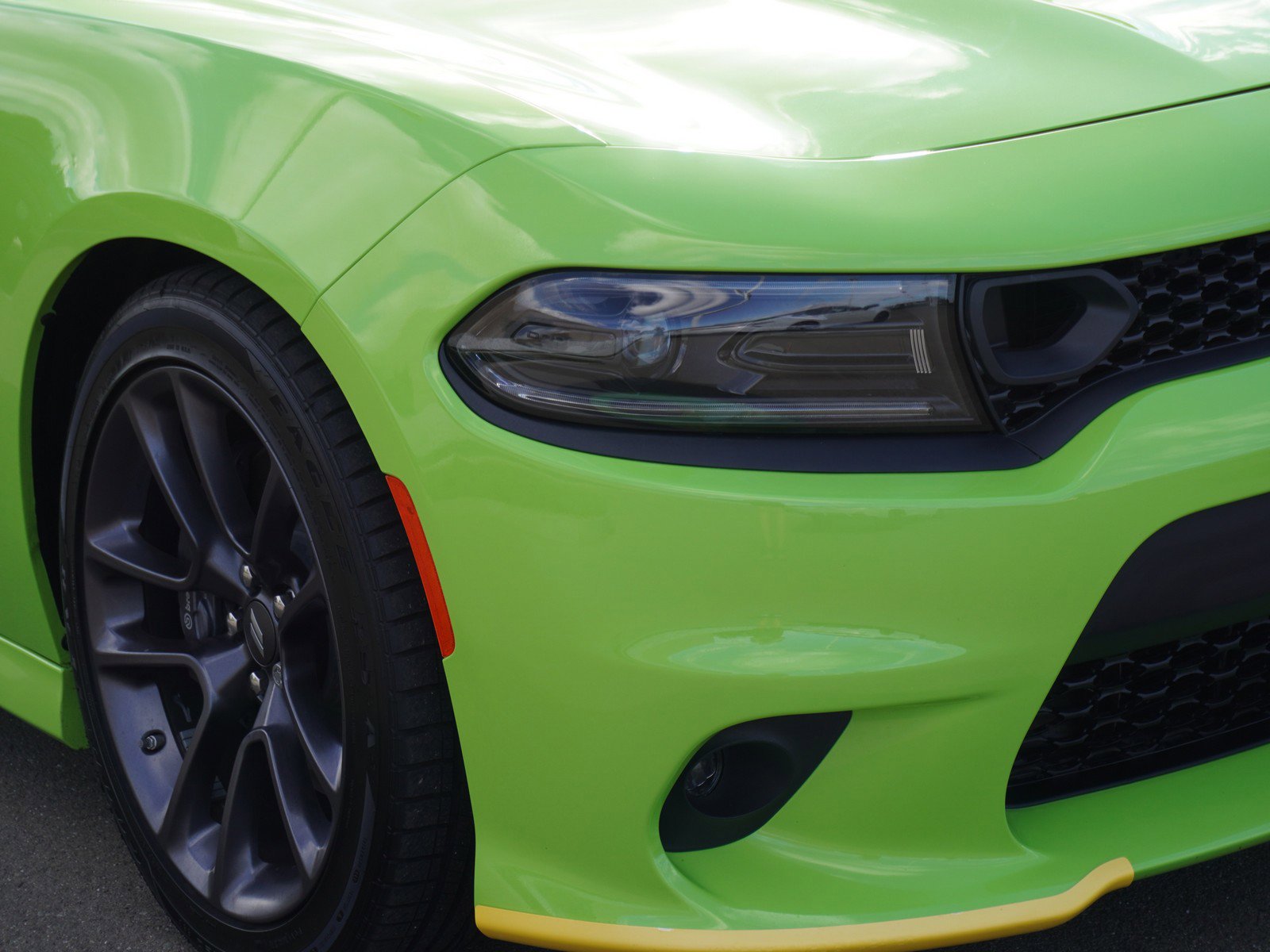 2023 Dodge Charger Scat Pack photo 3
