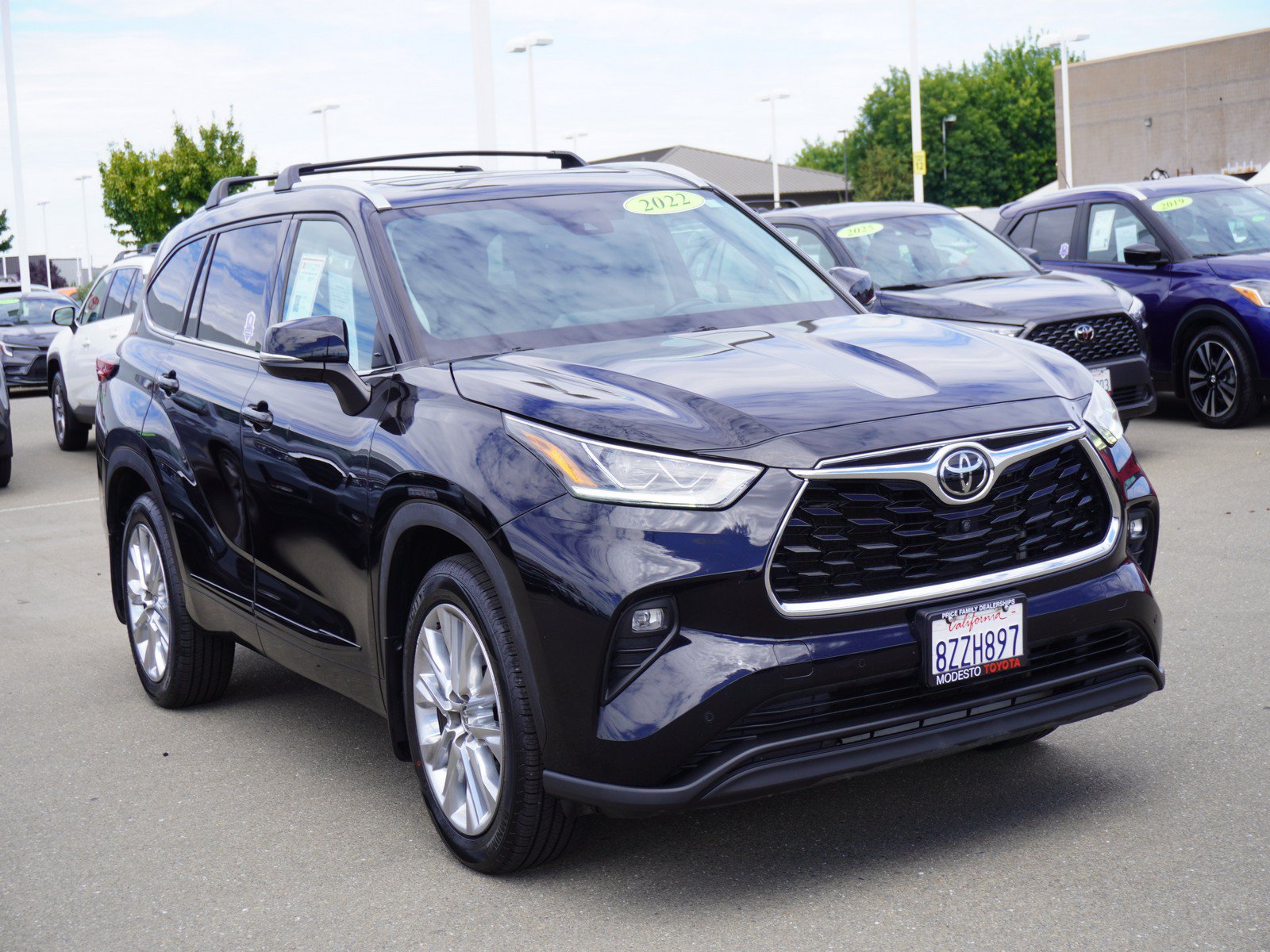 2022 Toyota Highlander SUV 