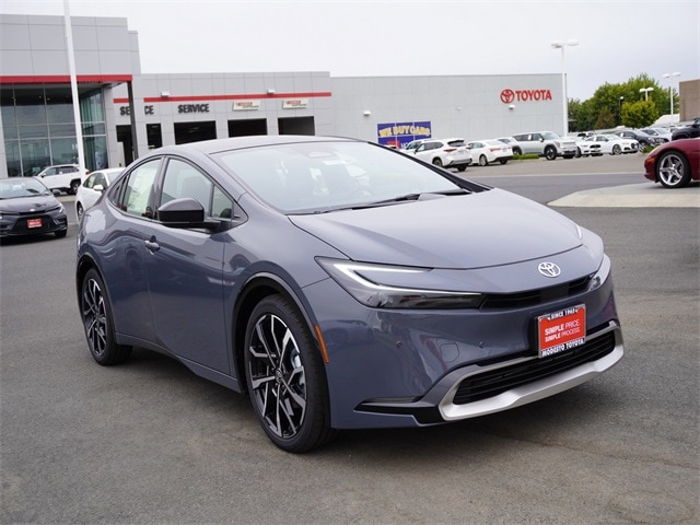 2026 Toyota Prius XSE Premium's photo