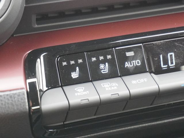 2026 Toyota Prius Plug-in Hybrid XSE Premium - Photo 27