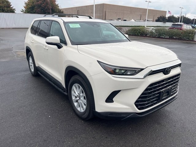 2024 Toyota Grand Highlander Platinum photo 2