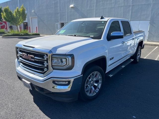2018 GMC Sierra 2WD Crew Cab Short Box SLT's photo