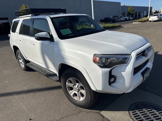 2023 Toyota 4Runner SR5 Premium photo 4