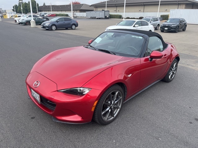 2016 Mazda MX-5 Miata Grand Touring's photo