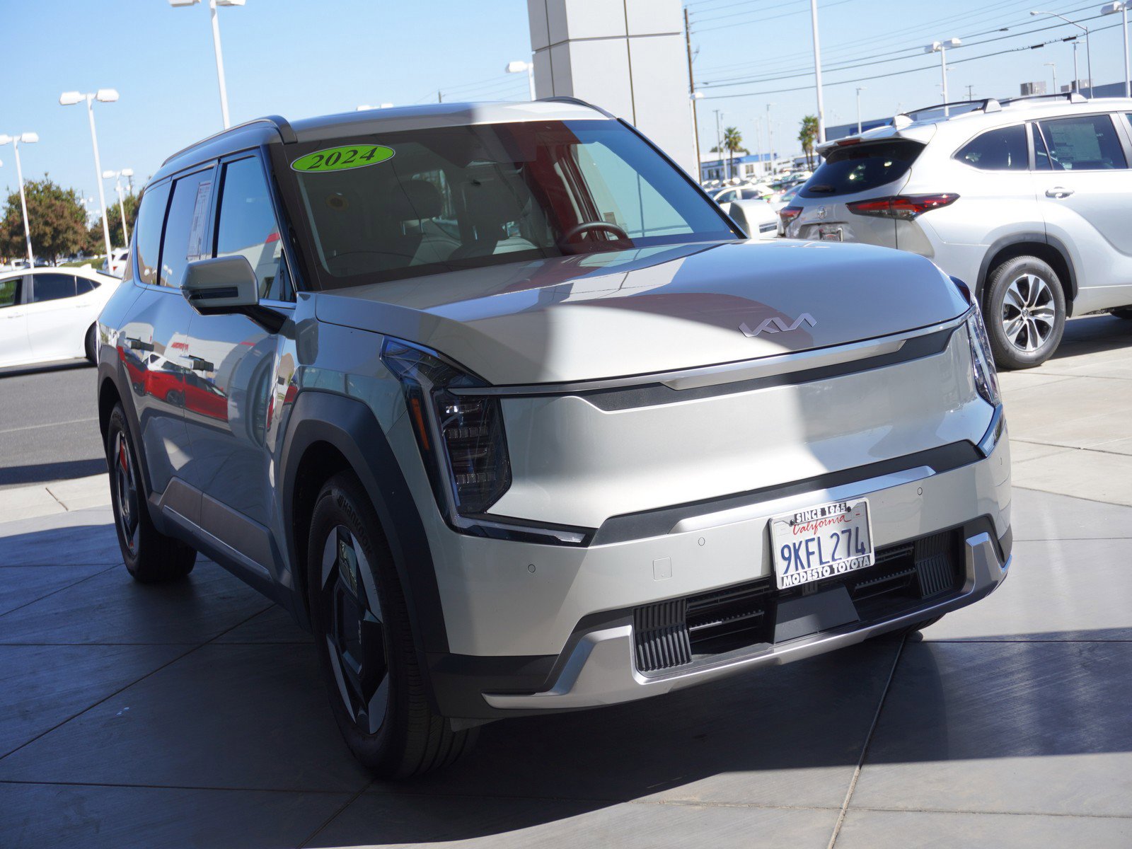 2024 Kia EV9 Wind